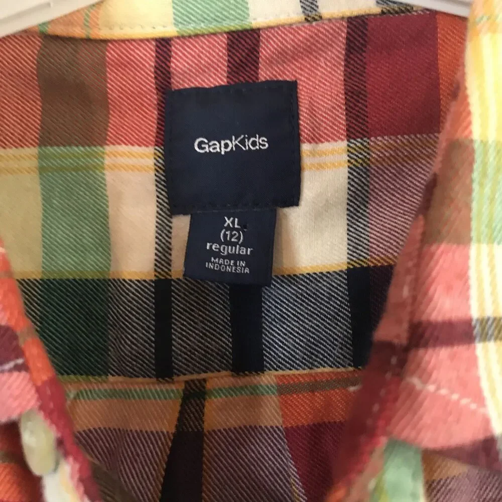 Gap Kids Boy Button Up Shirt XL (12) plaid